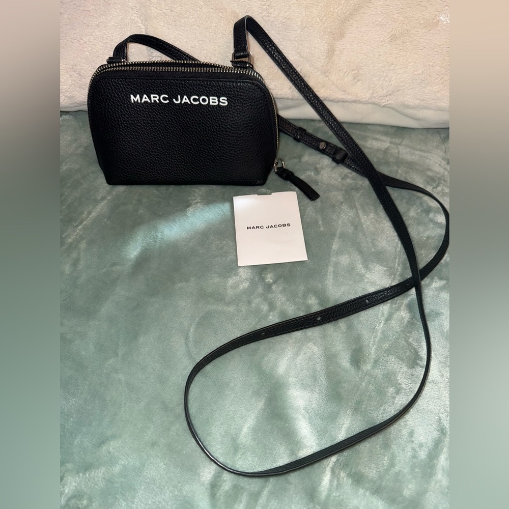 SOLD**Marc Jacobs Black Crossbody Bag